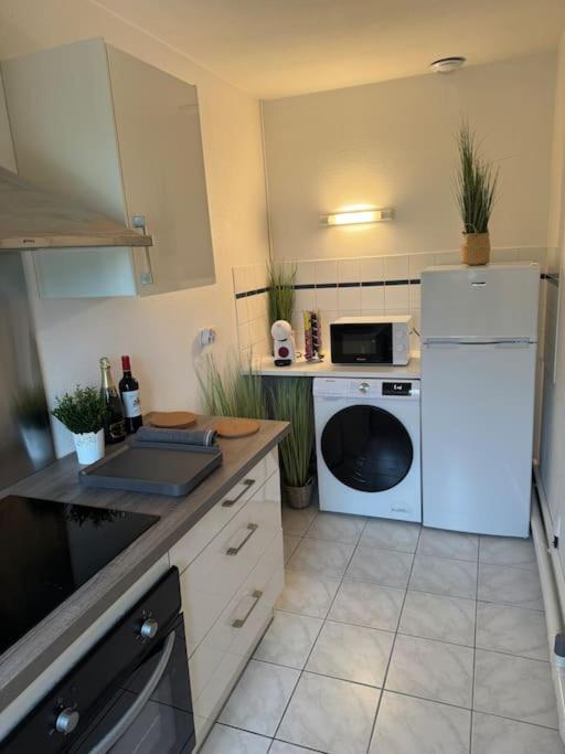 Appartement Confort Et Balcon Ludon-Médoc Zewnętrze zdjęcie
